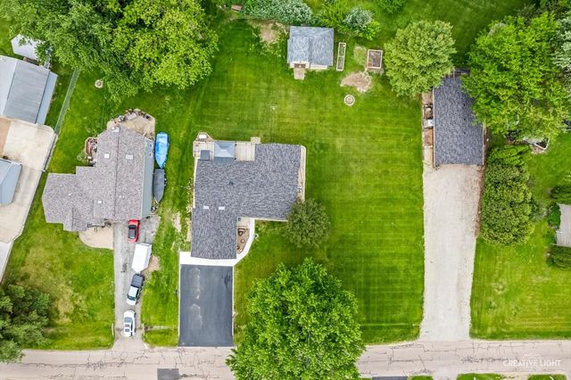1483 Nova Road, Lake Holiday, IL 60548