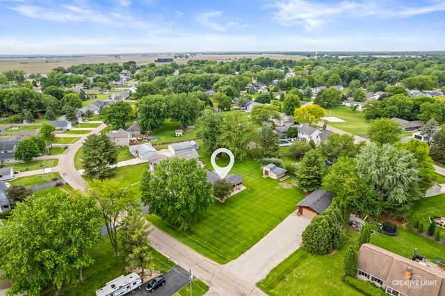 1483 Nova Road, Lake Holiday, IL 60548