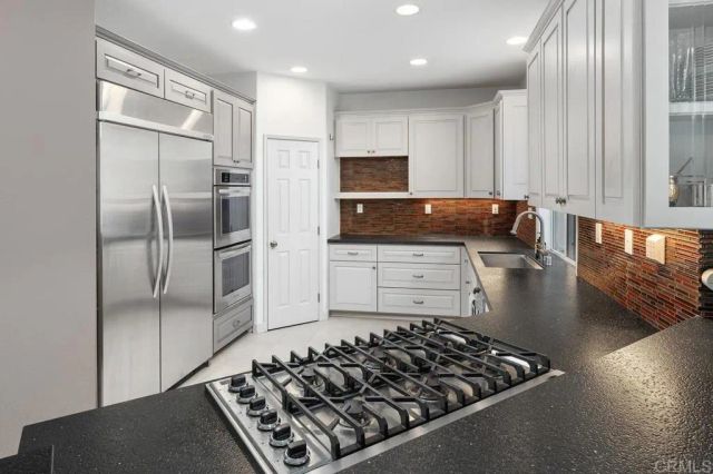 2190 Corte Acebo, Carlsbad, CA 92009