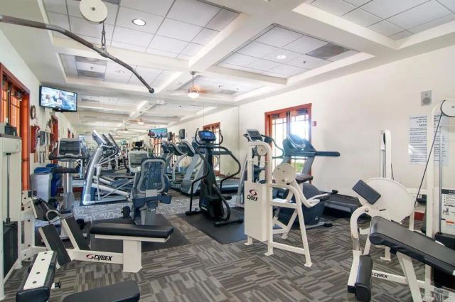 2190 Corte Acebo, Carlsbad, CA 92009