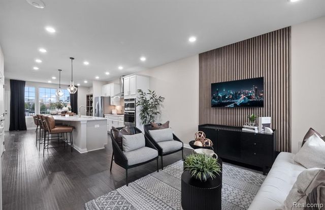 372 N Sydney Court, Plymouth, MI 48170