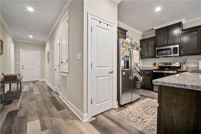 914 Mcneil Avenue, Mobile, AL 36609