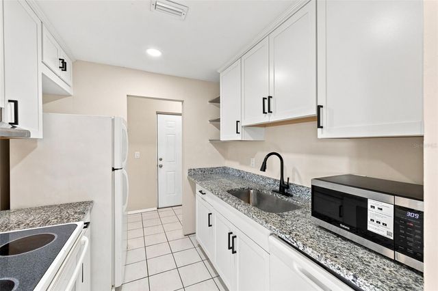 11409 8TH STREET N 1504, St Petersburg, FL 33716