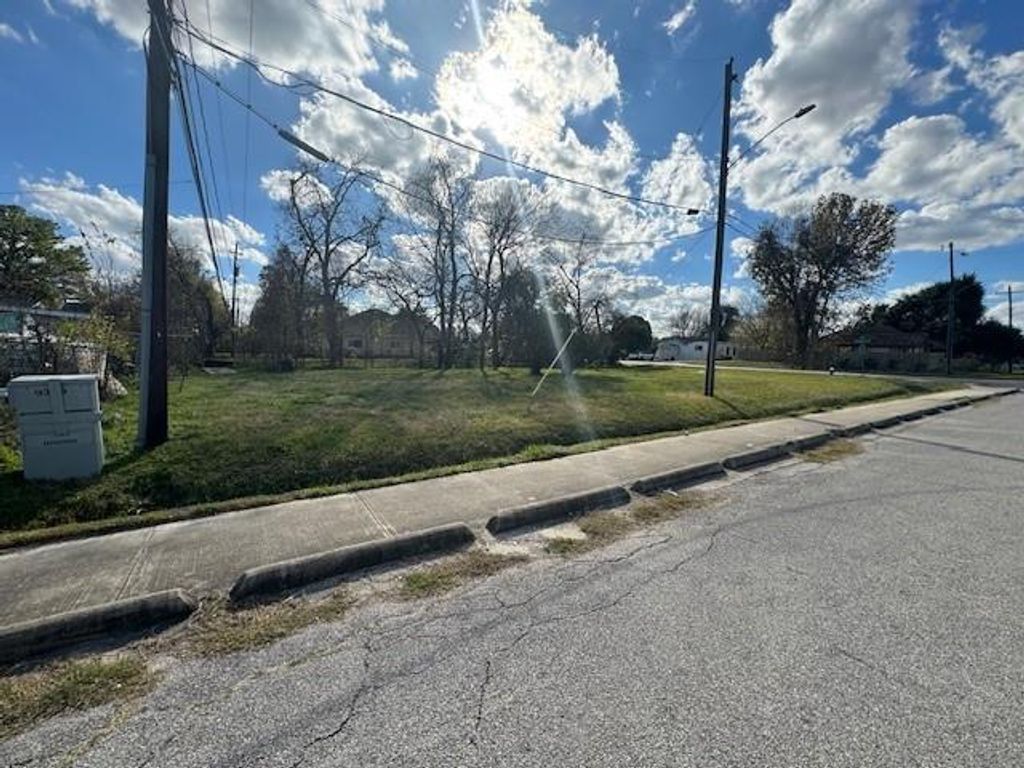 00 Wilmington Street, Houston, TX 77051