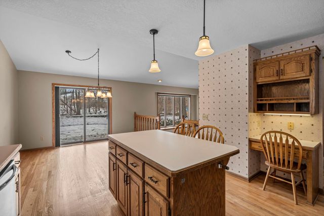 2730 Evergreen Circle, White Bear Lake, MN 55110