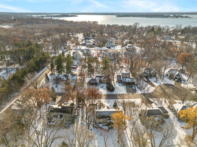 2730 Evergreen Circle, White Bear Lake, MN 55110