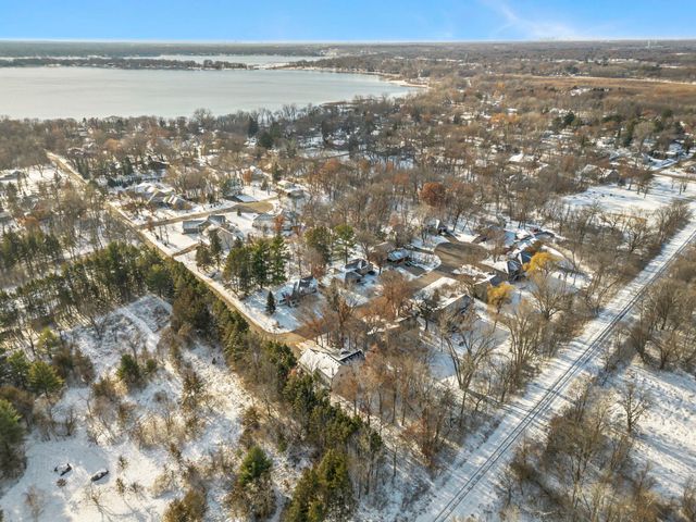 2730 Evergreen Circle, White Bear Lake, MN 55110