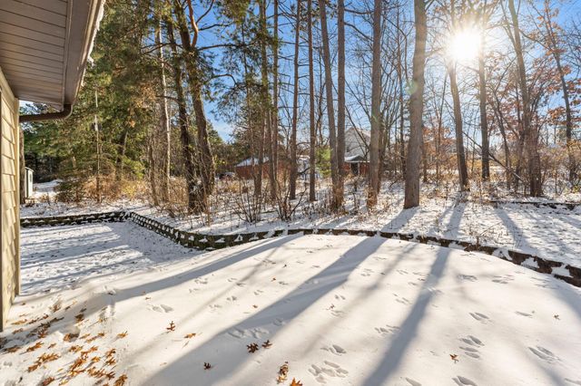 2730 Evergreen Circle, White Bear Lake, MN 55110