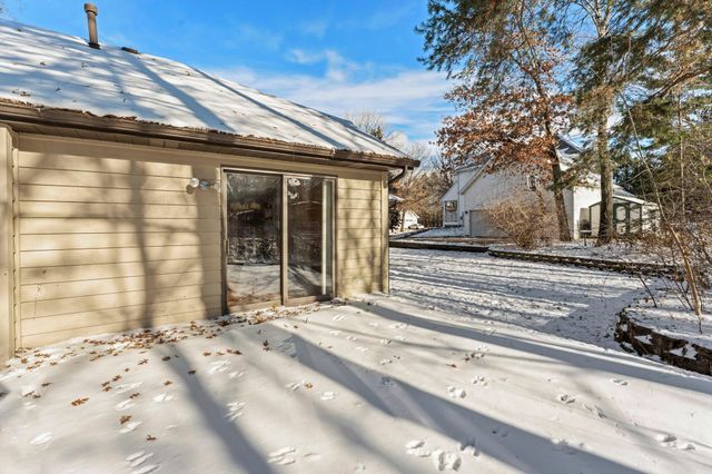 2730 Evergreen Circle, White Bear Lake, MN 55110