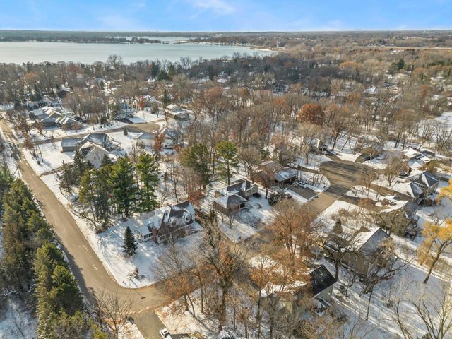 2730 Evergreen Circle, White Bear Lake, MN 55110