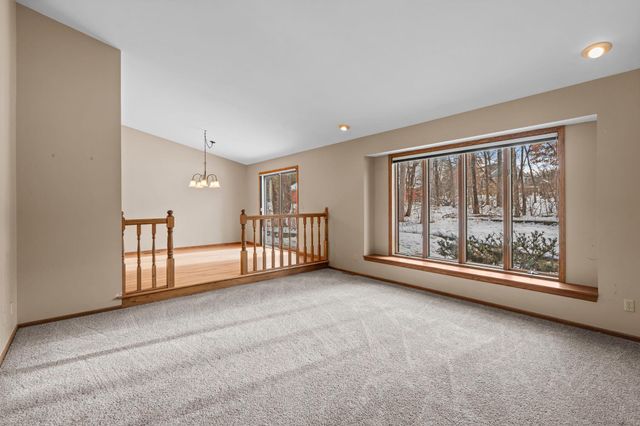 2730 Evergreen Circle, White Bear Lake, MN 55110