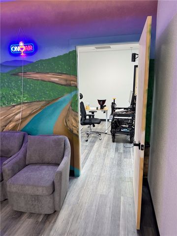 2603 W Pleasant Grove Road Suite 107, Rogers, AR 72756