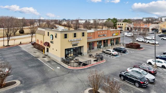 2603 W Pleasant Grove Road Suite 107, Rogers, AR 72756