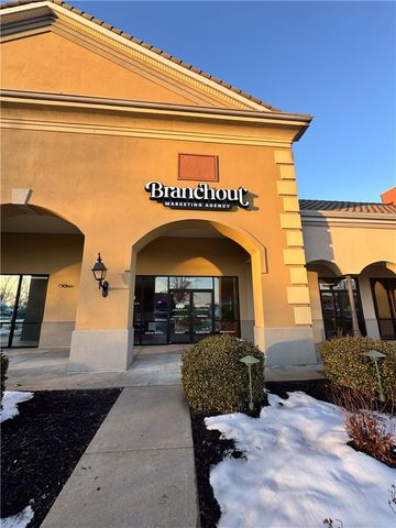 2603 W Pleasant Grove Road Suite 107, Rogers, AR 72756