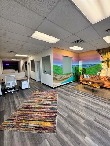 2603 W Pleasant Grove Road Suite 107, Rogers, AR 72756