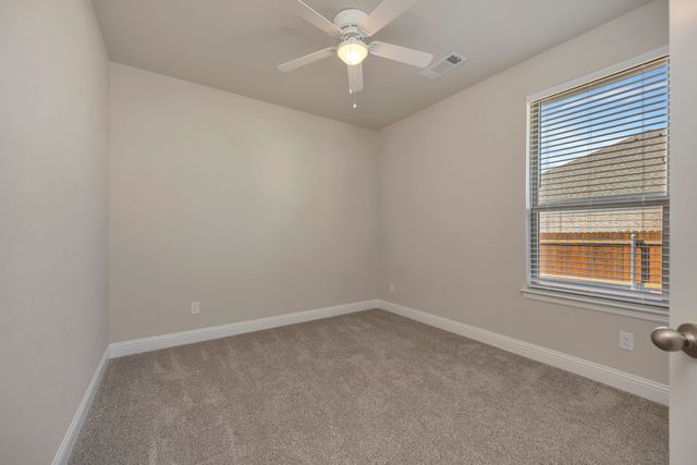 2202 Briarwood Drive, Bridgeport, TX 76426