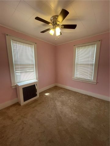 819 Kerr St, Ambridge, PA 15003