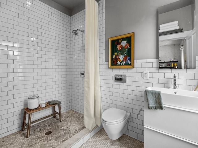 67 Rutland St 3, Boston, MA 02118