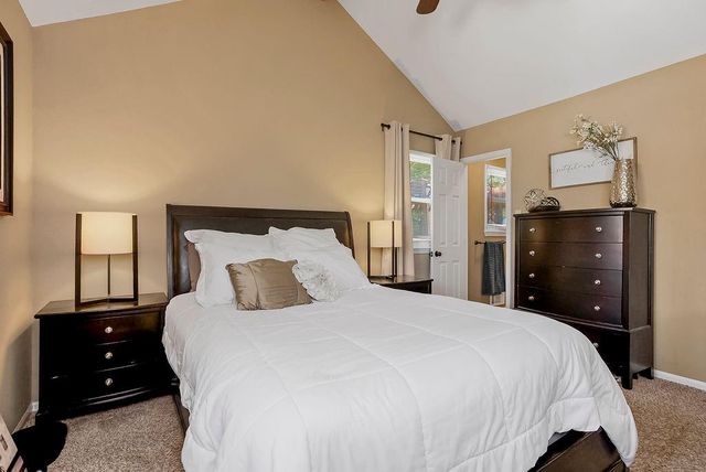 11300 NW 60 Street, Parkville, MO 64152
