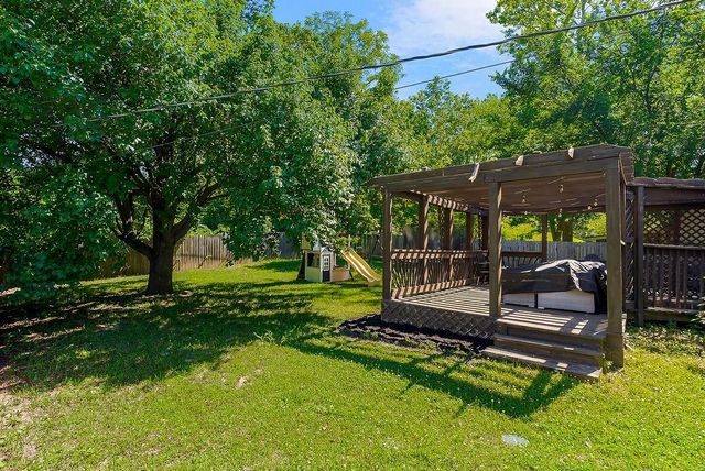11300 NW 60 Street, Parkville, MO 64152