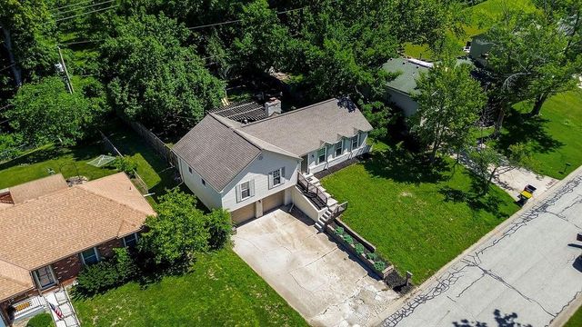 11300 NW 60 Street, Parkville, MO 64152