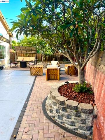 5182 Coach, El Sobrante, CA 94803