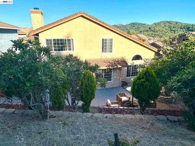 5182 Coach, El Sobrante, CA 94803