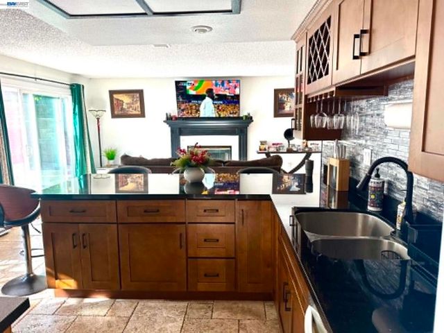 5182 Coach, El Sobrante, CA 94803
