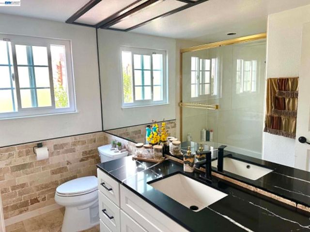 5182 Coach, El Sobrante, CA 94803