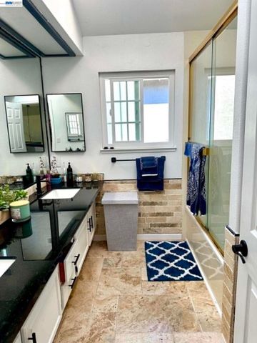 5182 Coach, El Sobrante, CA 94803