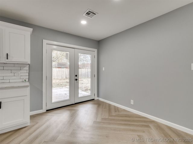 3315 S 116th East Place, Tulsa, OK 74146