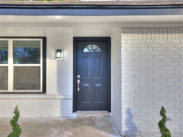 3315 S 116th East Place, Tulsa, OK 74146