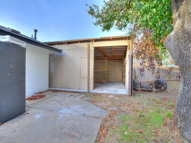 3315 S 116th East Place, Tulsa, OK 74146