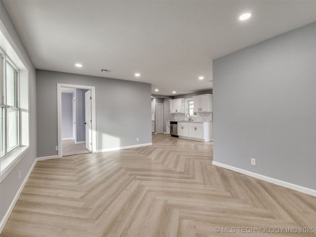 3315 S 116th East Place, Tulsa, OK 74146