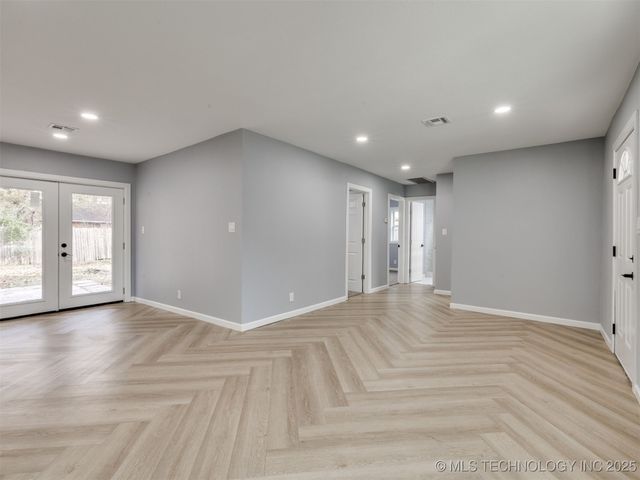 3315 S 116th East Place, Tulsa, OK 74146