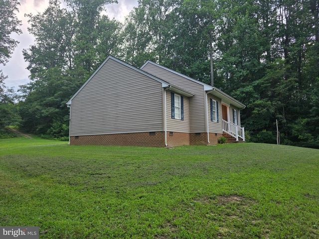 416 BERRY HILL RD, Tappahannock, VA 22560
