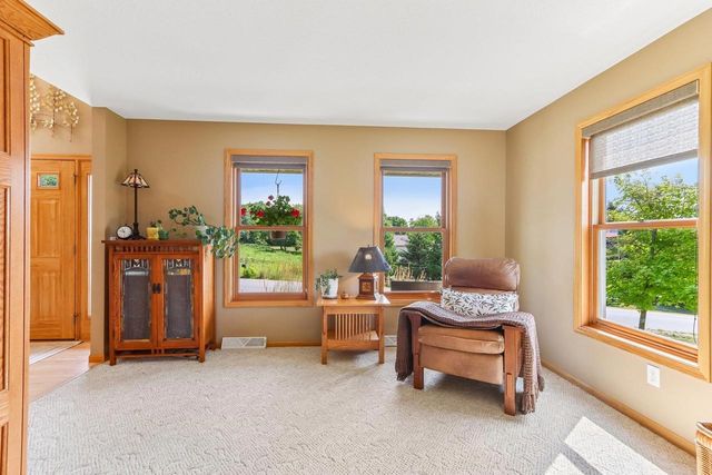 8437 Ellington Way, Middleton, WI 53562