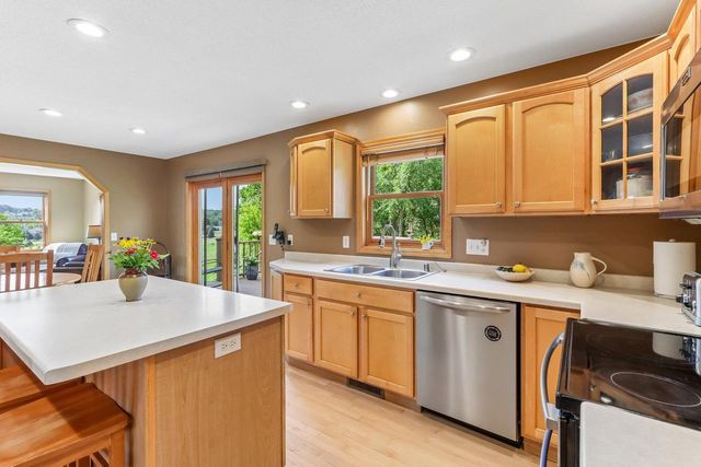 8437 Ellington Way, Middleton, WI 53562