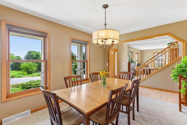 8437 Ellington Way, Middleton, WI 53562