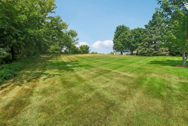 8437 Ellington Way, Middleton, WI 53562
