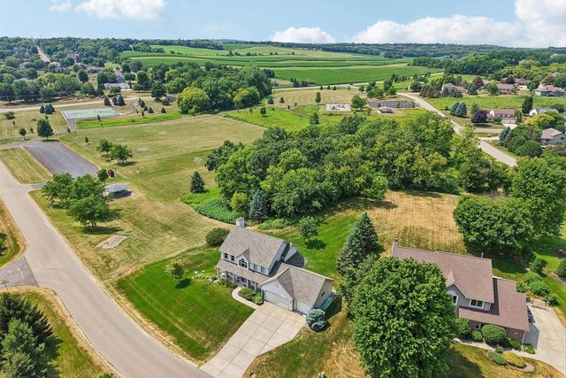 8437 Ellington Way, Middleton, WI 53562