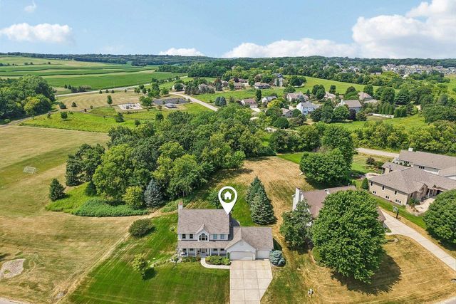 8437 Ellington Way, Middleton, WI 53562