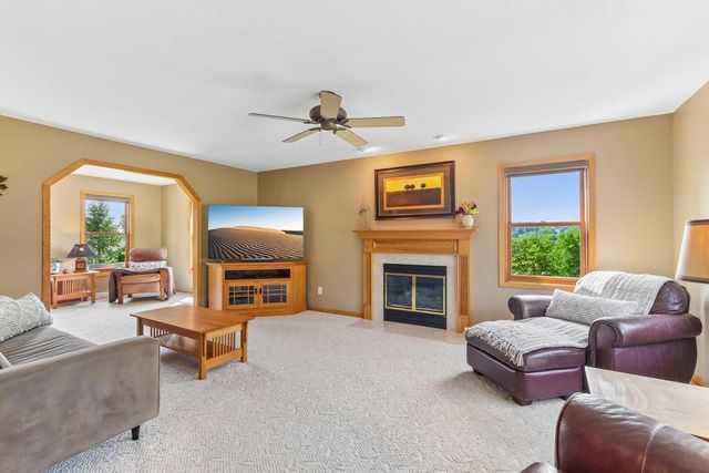 8437 Ellington Way, Middleton, WI 53562