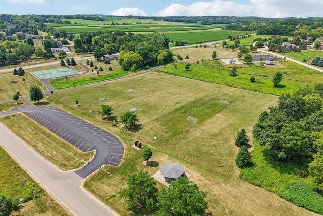 8437 Ellington Way, Middleton, WI 53562
