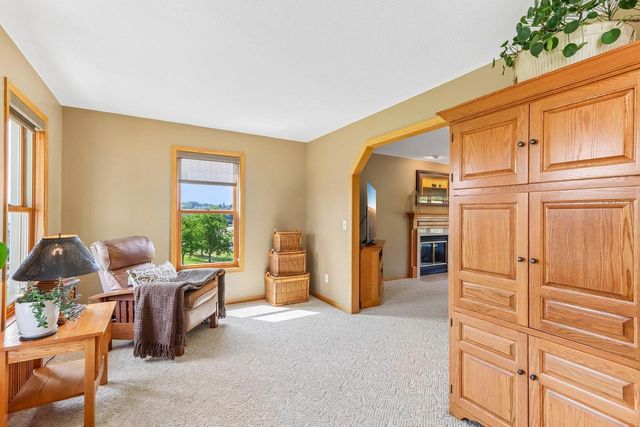 8437 Ellington Way, Middleton, WI 53562
