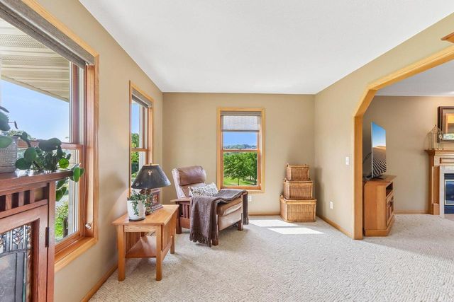 8437 Ellington Way, Middleton, WI 53562