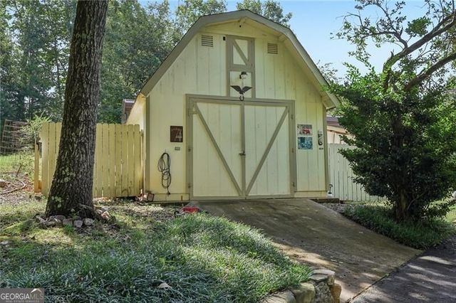 1025 Greenwood Acres Drive, Cumming, GA 30040