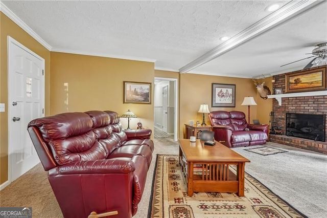 1025 Greenwood Acres Drive, Cumming, GA 30040