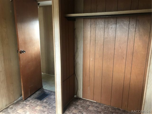 9910 E Bushnell Road, Floral City, FL 34436