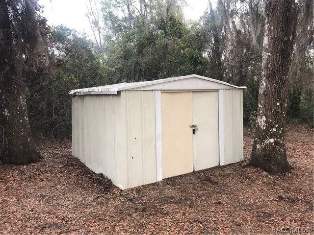 9910 E Bushnell Road, Floral City, FL 34436